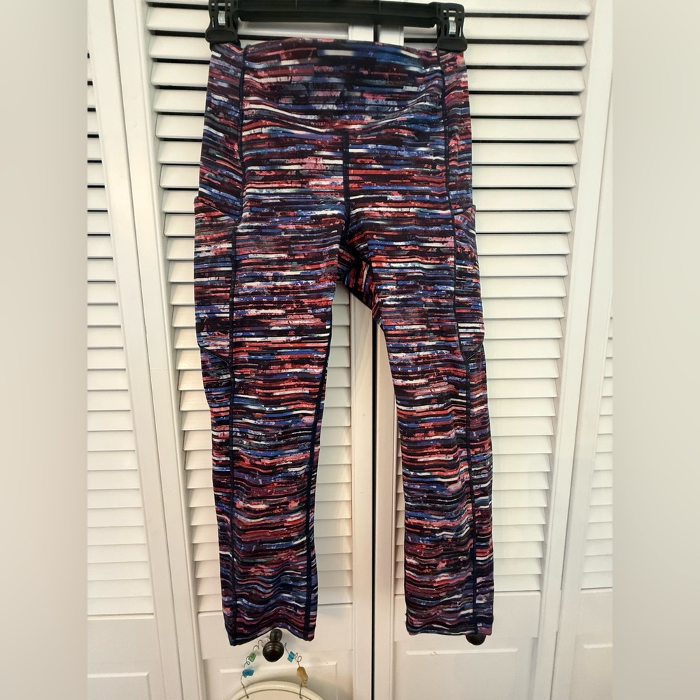 Lululemon Speed Up Crop 21" Hinshu Alpine White Multi size S